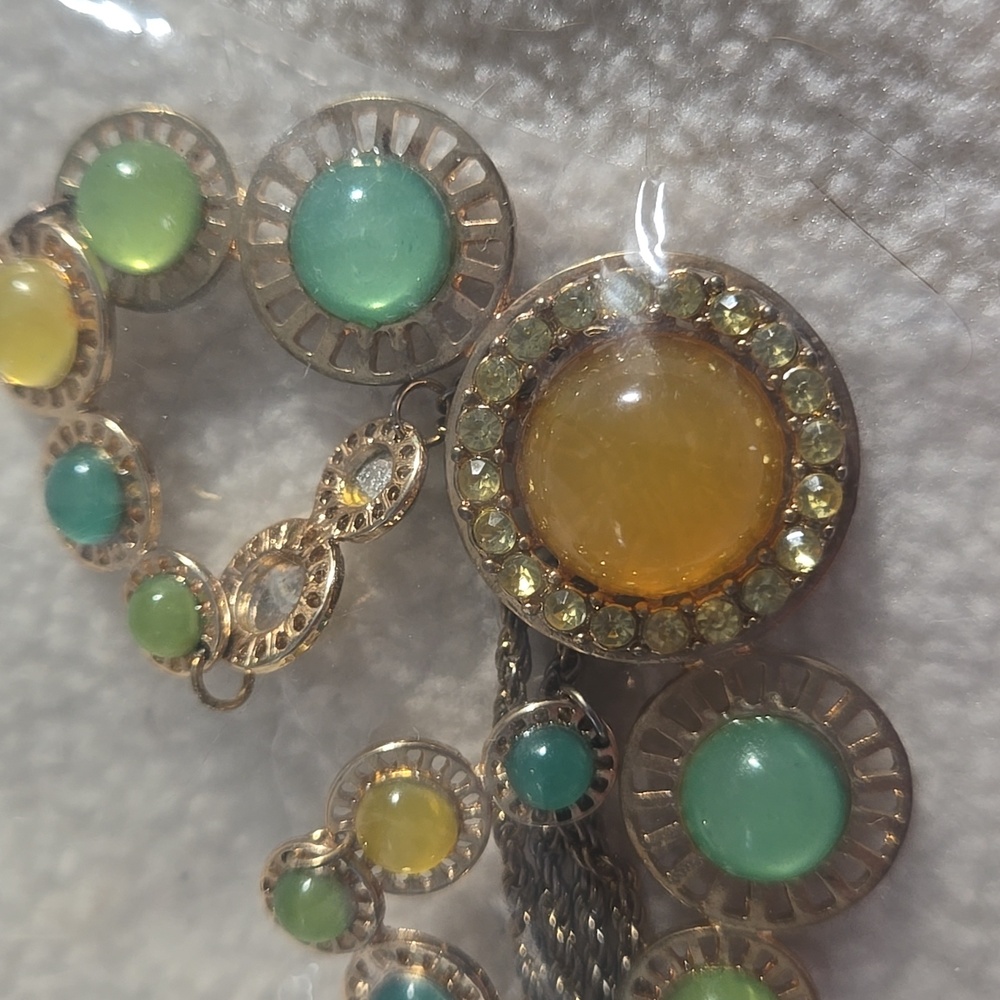 Multi-Color Necklace - Picture 3 of 3